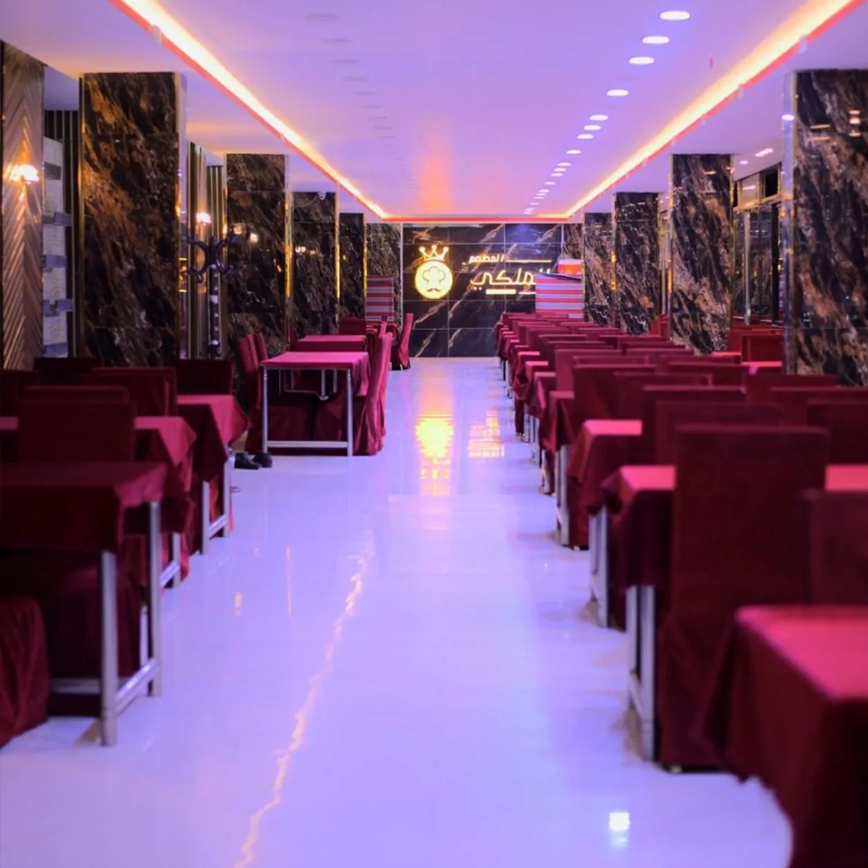 طاولات VIP